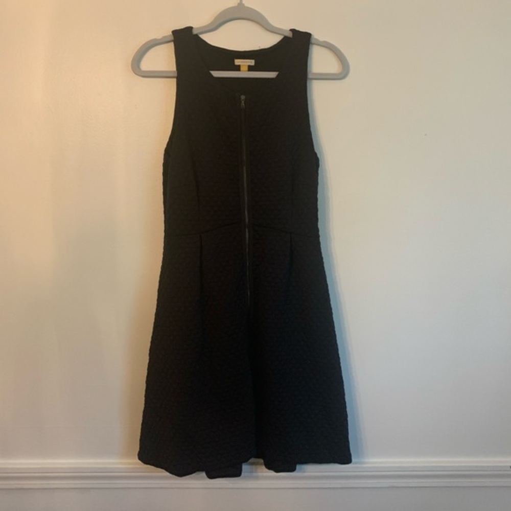 Anthropologie Leifsdottir Sleeveless zip black dress Size 10